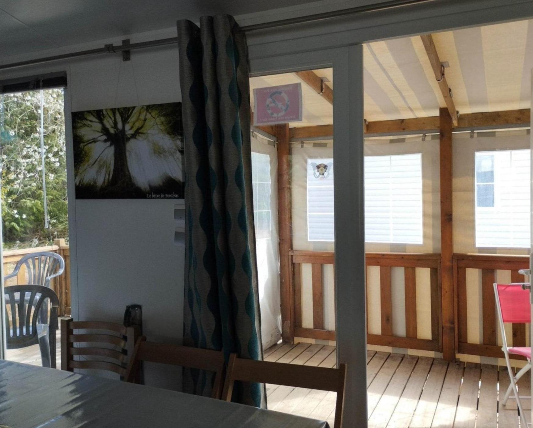 Camping Le Val Aux Fees - Broceliande Concoret Exterior photo