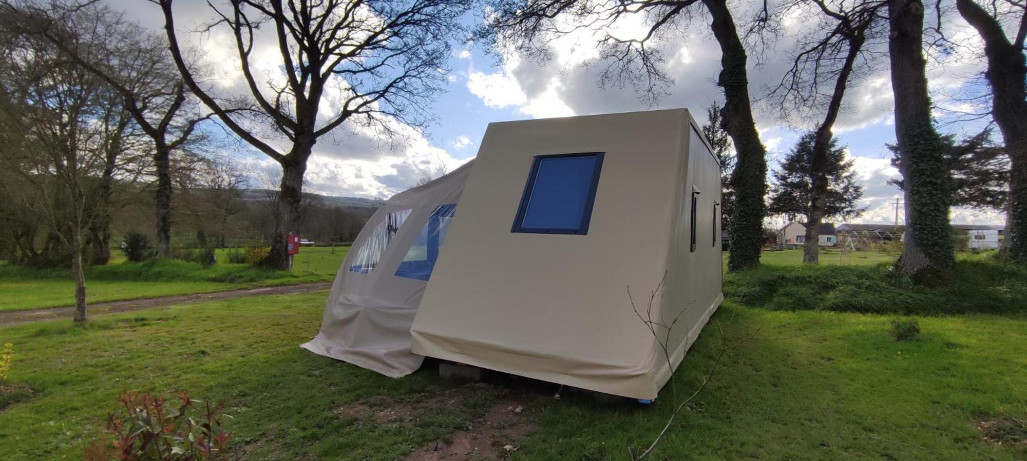 Camping Le Val Aux Fees - Broceliande Concoret Exterior photo